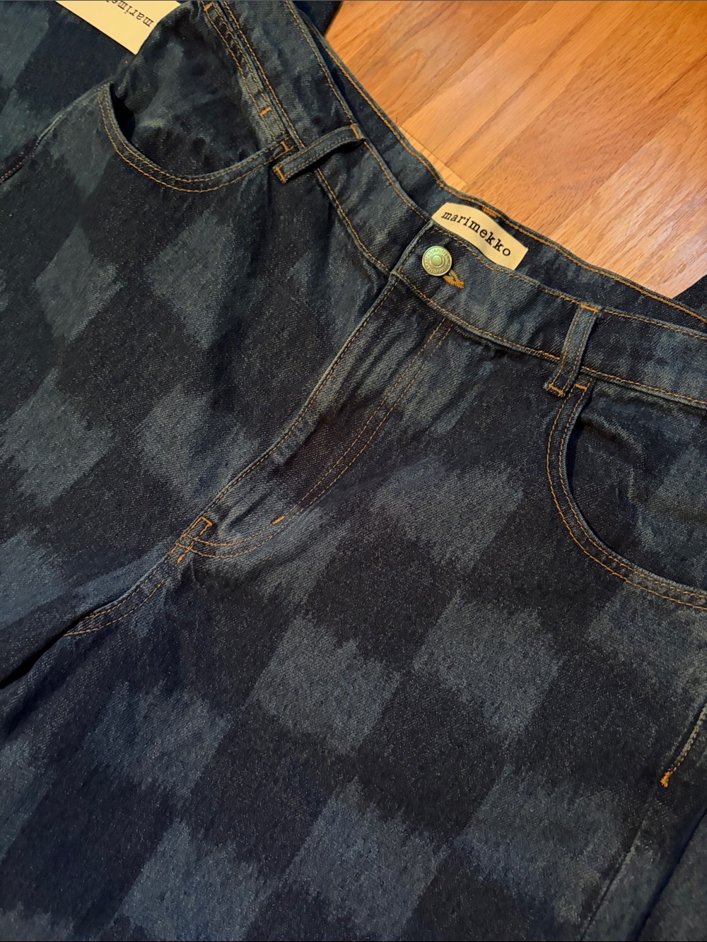 Marimekko Maridenim Vaihe Jäkälä denim barrel leg jeans (33/30) NWT - Picture 4 of 7